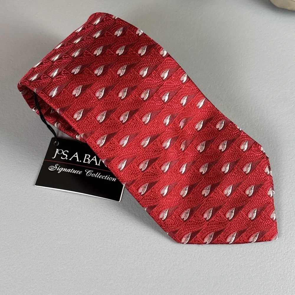 Jos.‎ A. Bank Signature Collection New Mens Neck Tie Silk 59